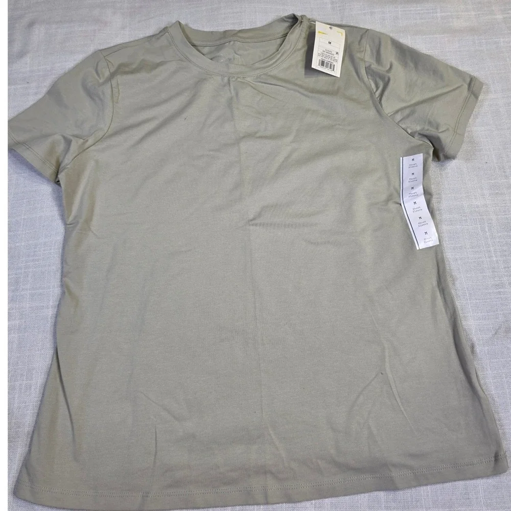A New Day Womens Short Sleeve Crew Neck T-Shirt Light Green Medium 018 00 4210